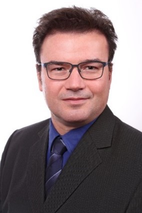 <b>Prof. Dr. Bojan Resan</b>